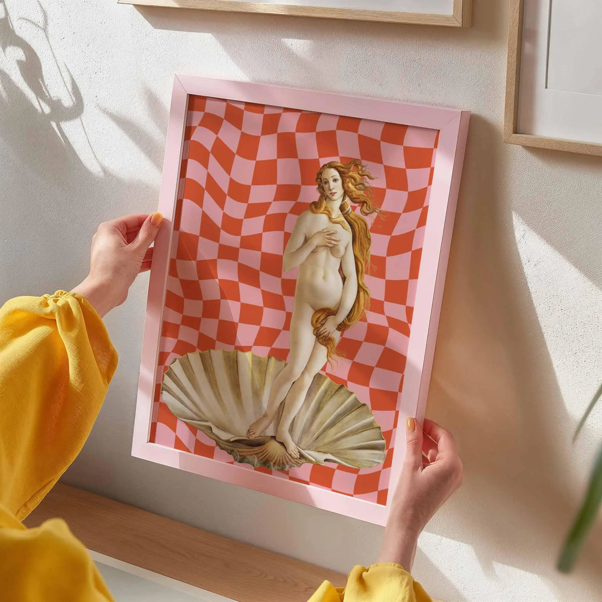 Checkered Venus Print - Posterami