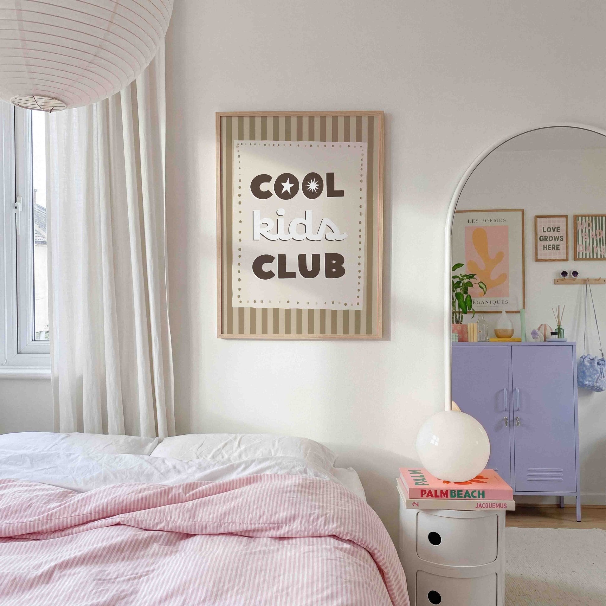 Cool Kids Club Art Print - Posterami